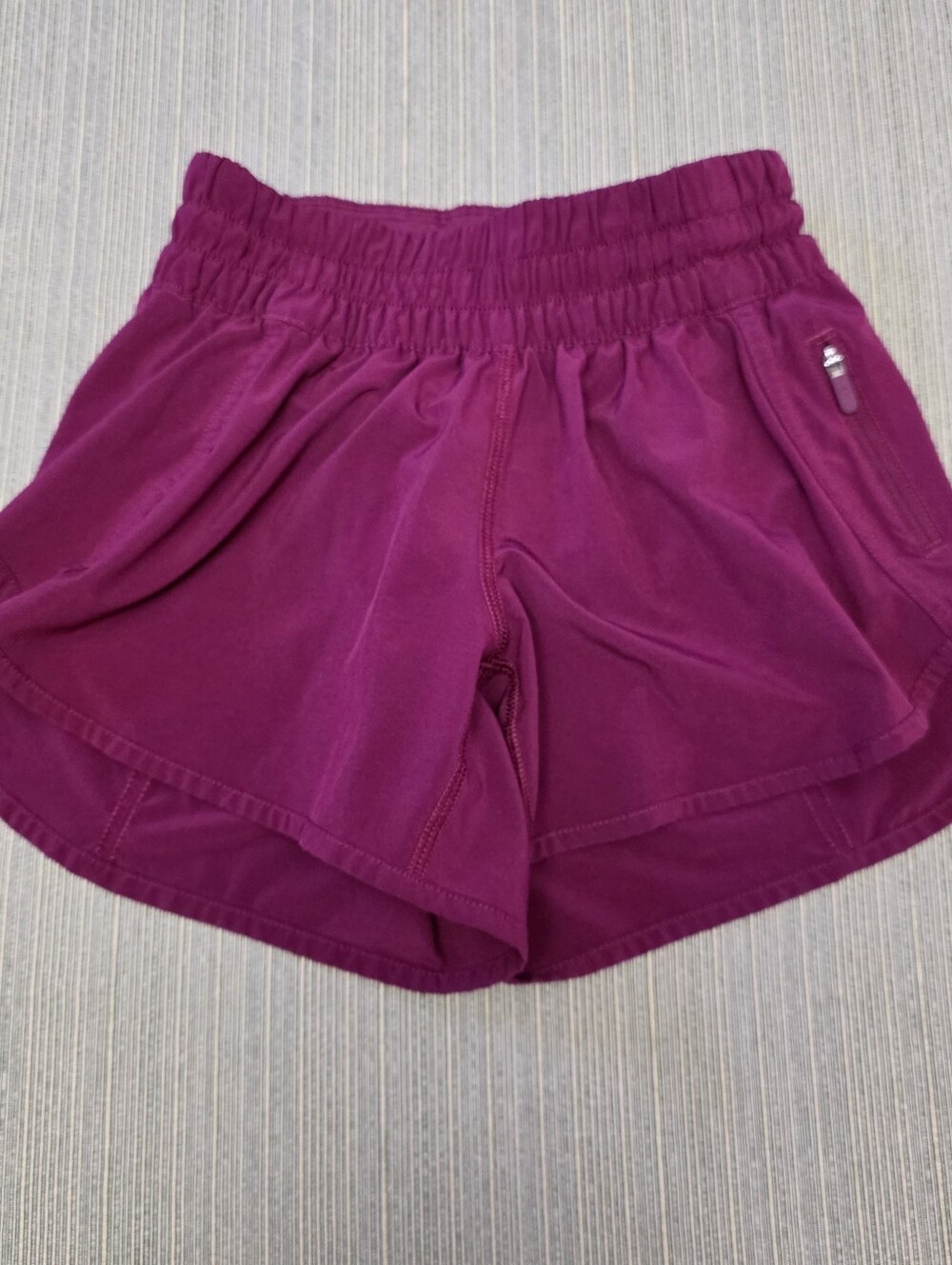 🍋 Bundle Of 3 Lululemon Shorts - Picture 2 of 10